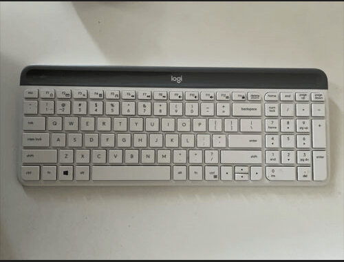 Logitech K470