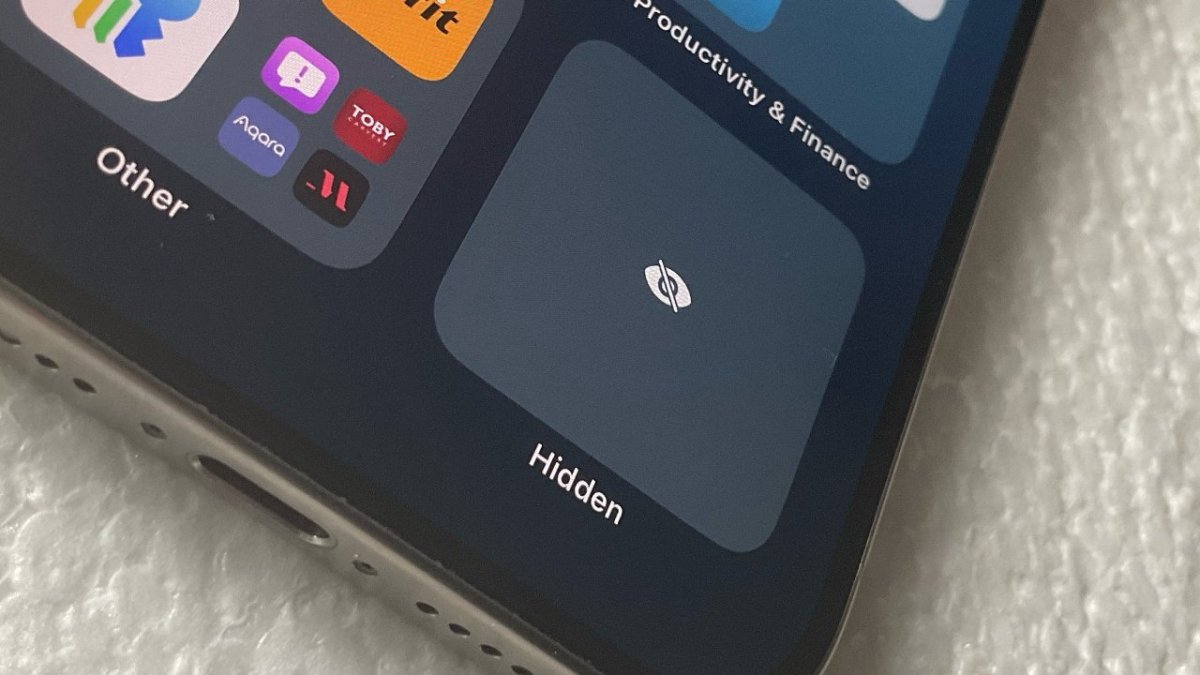 How to Hide Apps on iPhone Using iOS&nbsp;18